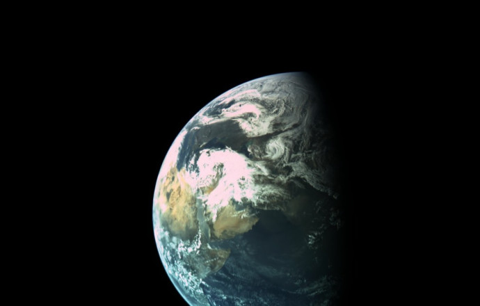 צילום של כדור הארץ מתוך החללית הישראלית "בראשית" (צילום: בראשית)
