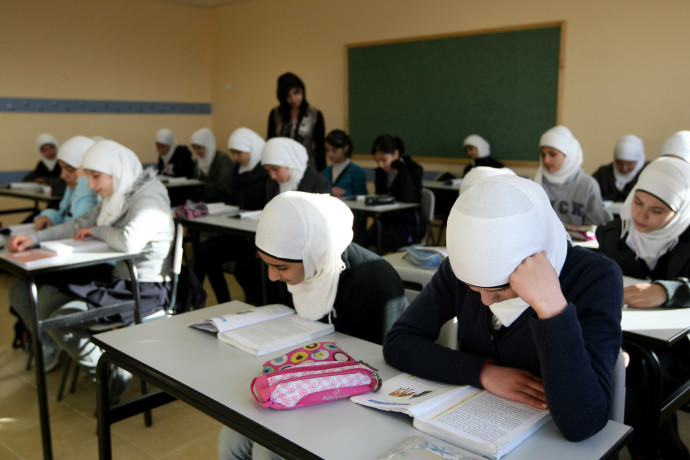 תלמידות בבית ספר במזרח ירושלים (צילום: קובי גדעון, פלאש 90)
