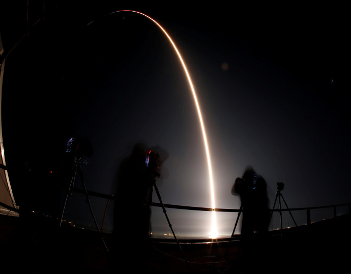 שיגור לווין של SpaceX (צילום: רויטרס)