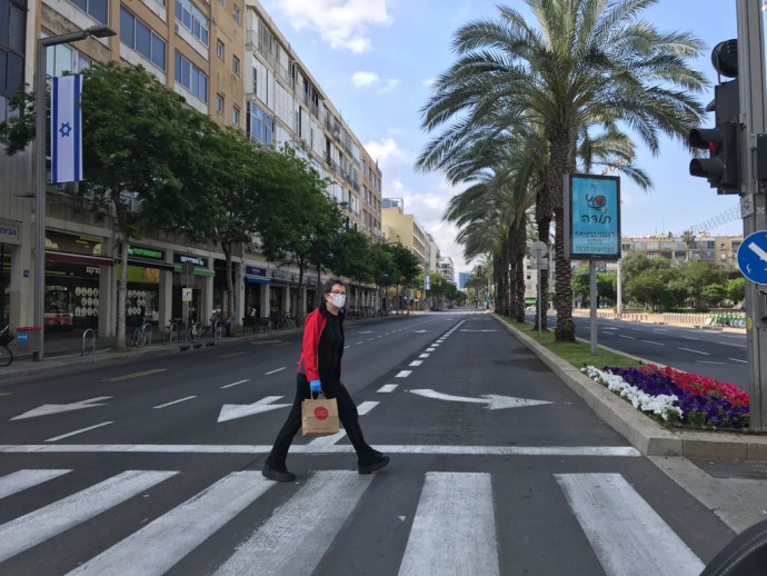 יום העצמאות 2020: רחובות ת"א ריקים בשל מגיפת הקורונה (צילום: אבשלום ששוני)