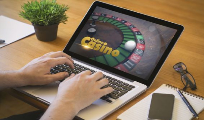 הימורים ברשת (צילום: שאטרסטוק)