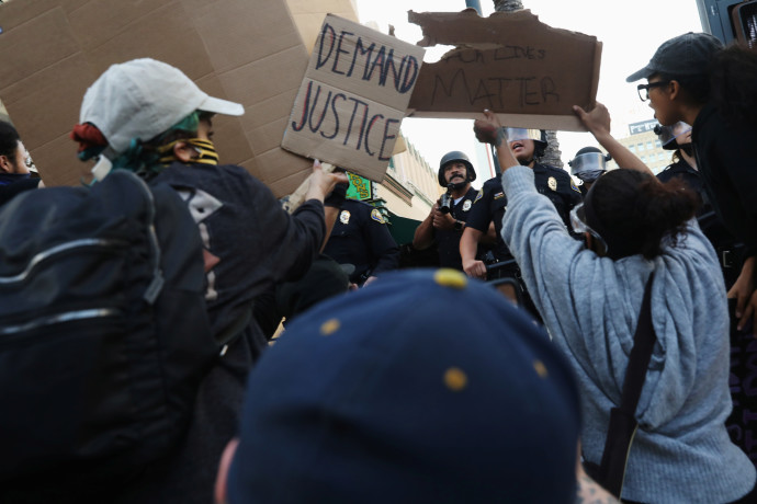 המהומות בארה"ב (צילום: PATRICK T. FALLON/רויטרס)