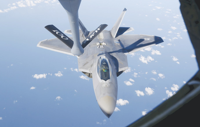 מטוס F-22 (צילום: רויטרס)
