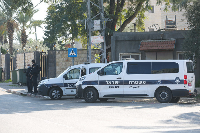 ניידת משטרה