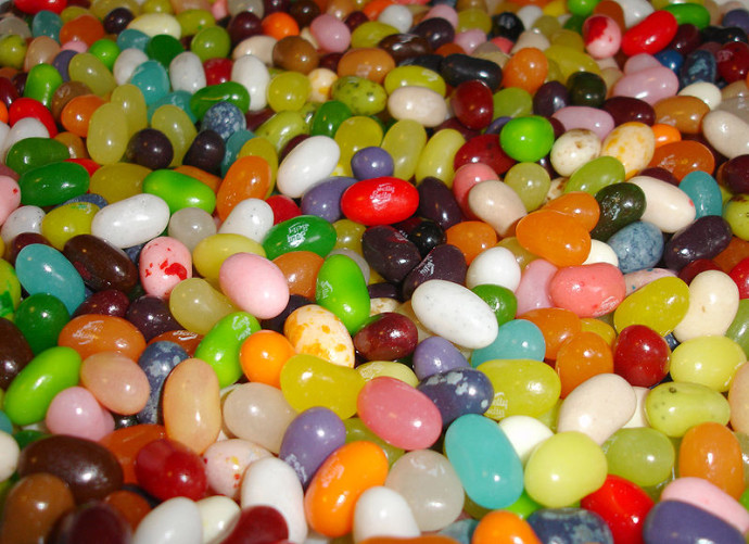 סוכריות (צילום:  Brandon Dilbeck, wikipedia, CC BY-SA 3.0)