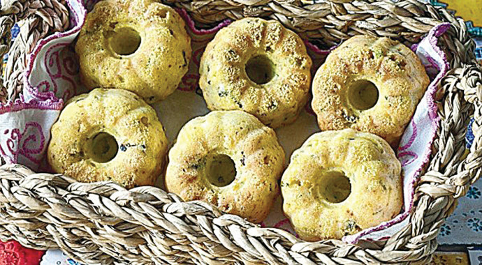 לחם תירס, עירית וזיתי קלמטה