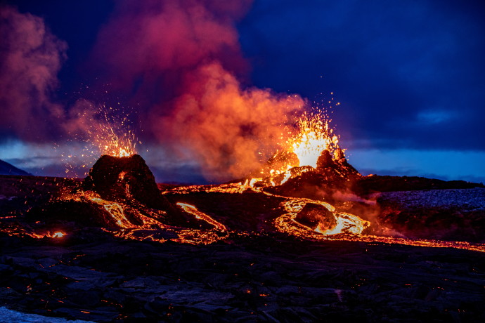 הר הגעש המתפרץ (צילום: רויטרס)