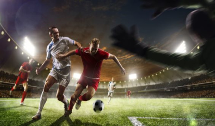 משחק כדורגל (צילום: Shutterstock)