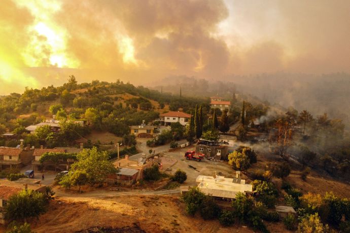 שריפה בטורקיה (צילום: Contributor \ Getty images)