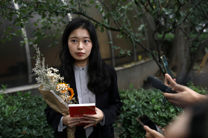 המתמחה שהתלוננה, ז'ואו שיאושואן (צילום: REUTERS/Tingshu Wang)