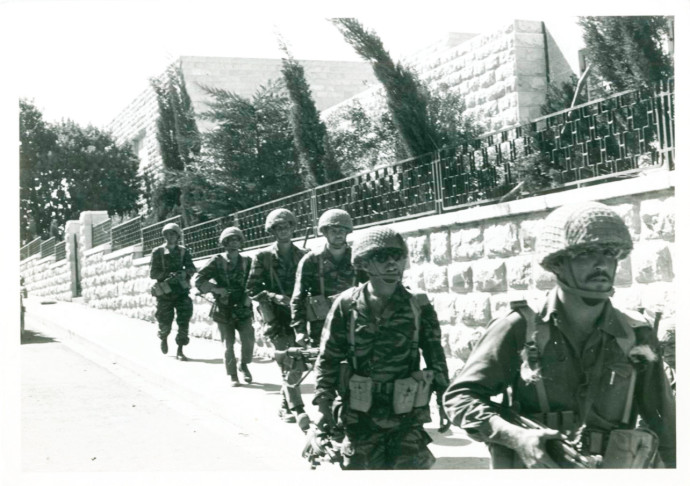 גבעת התחמושת במהלך מלחמת ששת הימים  (צילום: המוזיאון החדש בגבעת התחמושת)