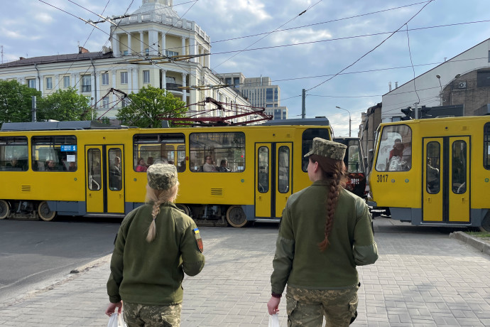 נשים בצבא האוקראיני (צילום: רויטרס)