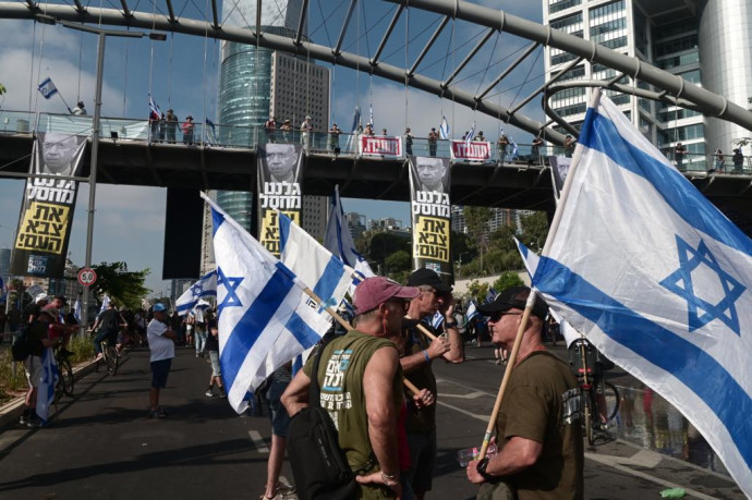 "גלנט מחסל את צבא העם": מחאה הבוקר נגד שר הביטחון 