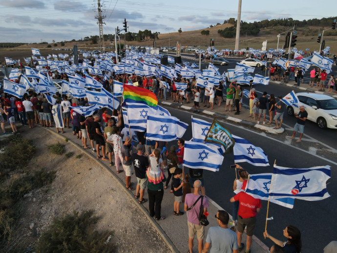 מחאה בצומת נהלל נגד הרפורמה המשפטית