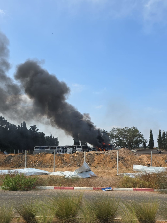 נפילה בשטח פתוח במרכז