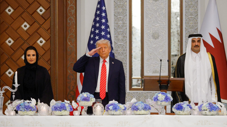 דונלד טראמפ ואל ת'אני (צילום: רויטרס)