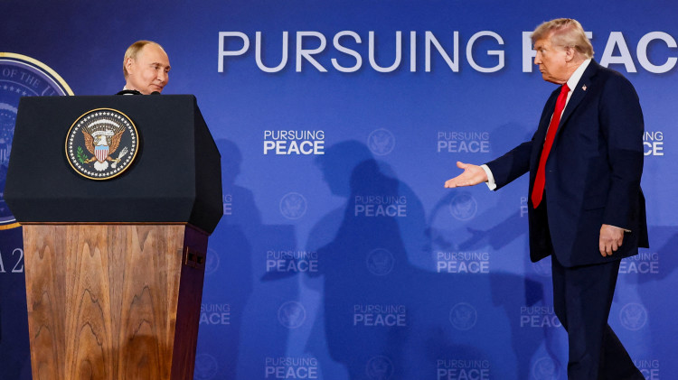 דונלד טראמפ וולדימיר פוטין (צילום: רויטרס)
