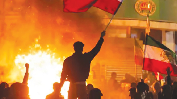 המחאות באיראן  (צילום: רשתות חברתיות, שימוש לפי סעיף 27 א')