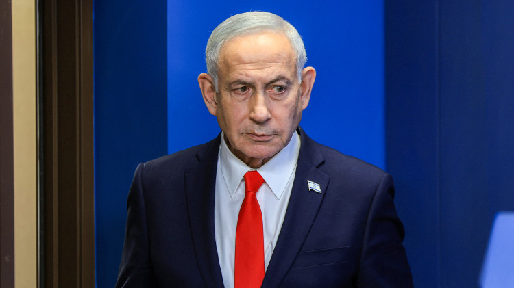בנימין נתניהו (צילום: RONEN ZVULUN / POOL / AFP via Getty Images)