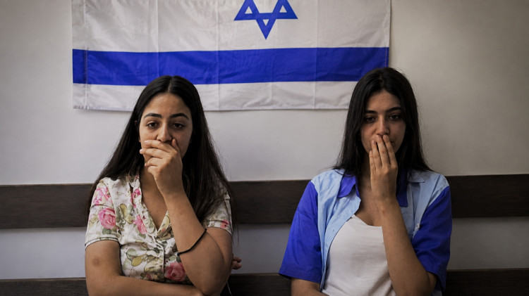 אגם צרפי ושילת חוטה (צילום: מארק ישראל סלם,עיבוד מחשב: מעריב אונליין)