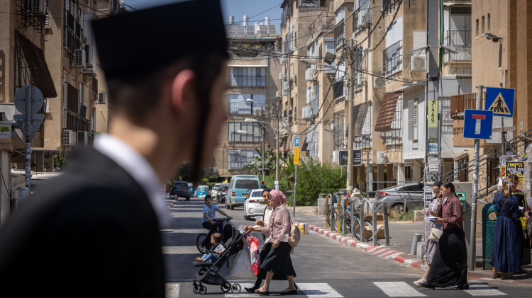 חרדים בבני ברק (צילום: Miriam Alster/Flash90)
