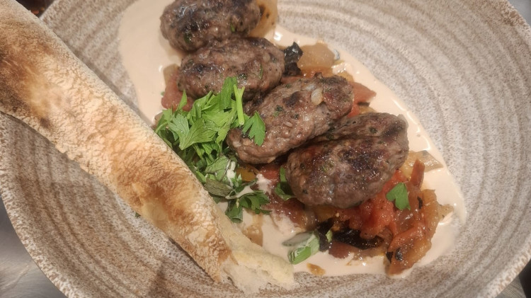 מסעדת בסטה (צילום: רועי שליסמן)