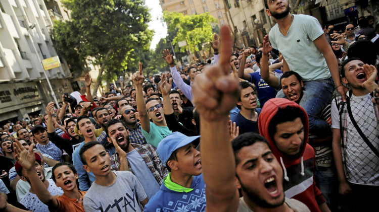 הפגנה של האחים המוסלמים במצרים (צילום: רויטרס)