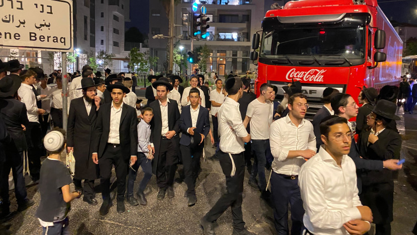 הפגנות החרדים בכביש 4 (צילום: אבשלום ששוני)