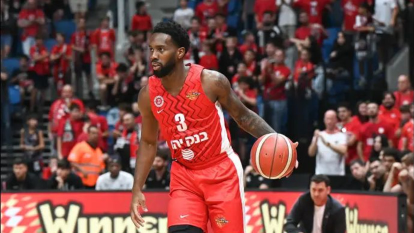 יעזור להוריד את מפלס הלחץ? קרינגטון (צילום: ברני ארדוב)