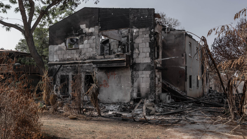 הרס לאחר הטבח בבארי (צילום: חן שימל)