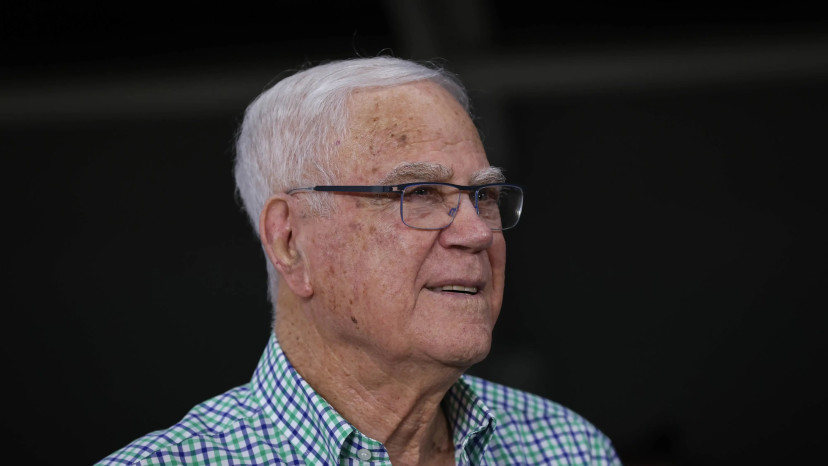 נשיא מכבי חיפה יעקב שחר (צילום: מאור אלקסלסי)