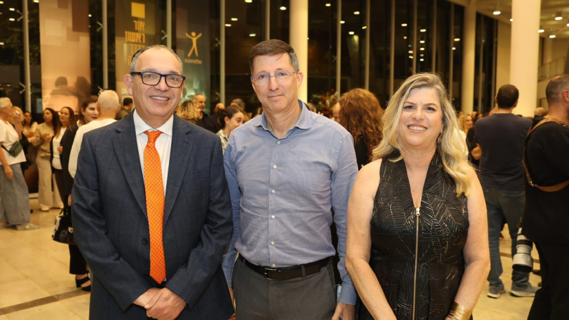 טלי ארז ,שרון רייך ושי פירון  (צילום: איציק בירן)