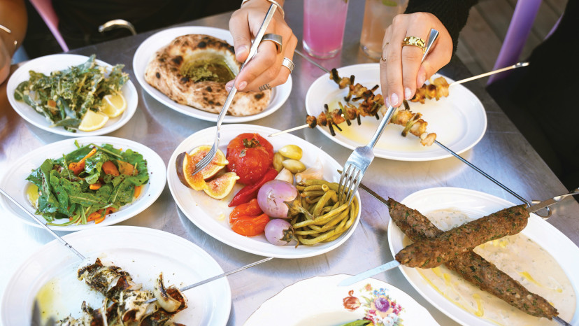 סיח. פתיחת שולחן (צילום: נדב יהלומי)