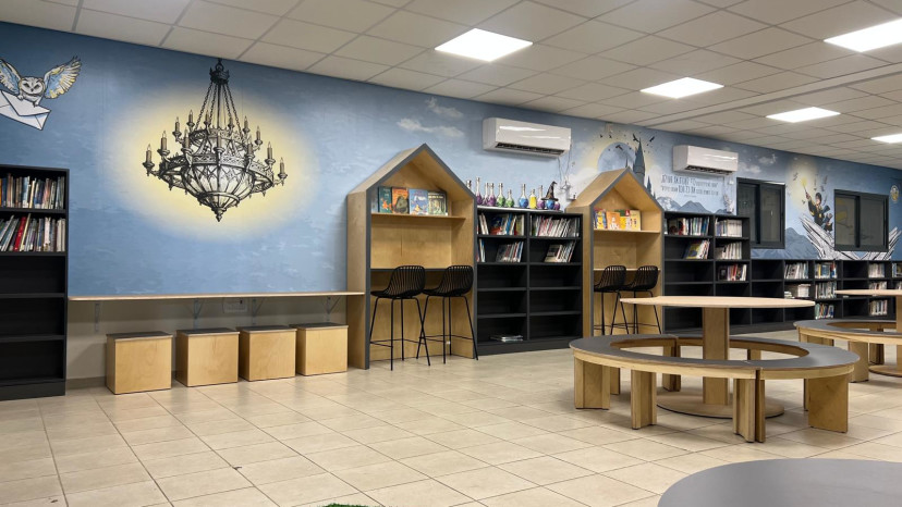 הספרייה בבית ספר יגאל אלון בגבעתיים  (צילום: עיריית גבעתיים)