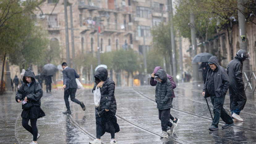 גשם בירושלים (צילום: חיים גולדברג פלאש 90)