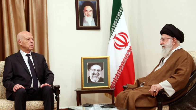 עלי חמינאי, סעיד קייס (צילום: Office of the Iranian Supreme Leader/WANA (West Asia News Agency) via REUTERS)