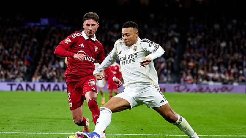 אמבפה מול סביליה (צילום: Quality Sport Images / Contributor)