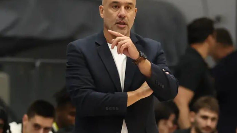 הגעתו לא גרמה לשינוי בינתיים. ליקויאניס (צילום: דני מרון)