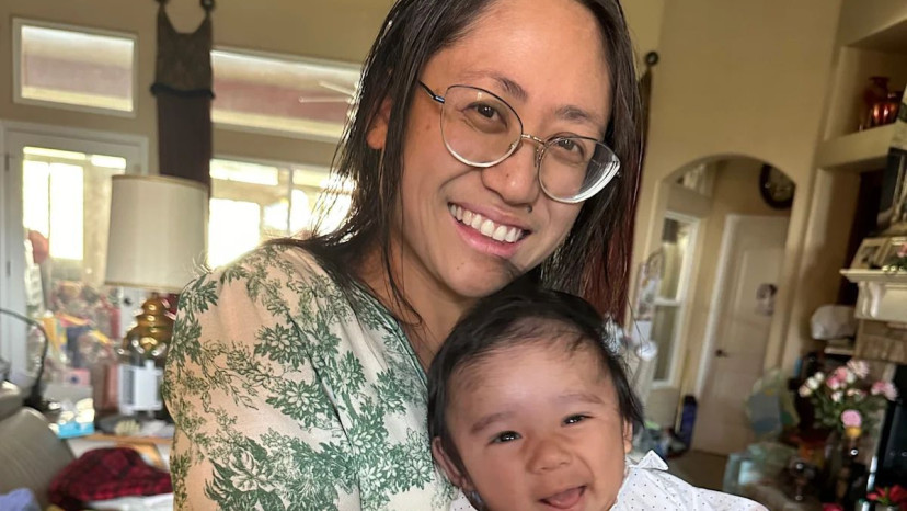 סוז לופז והילד שנולד מהיריון בטני (צילום: רשתות חברתיות)