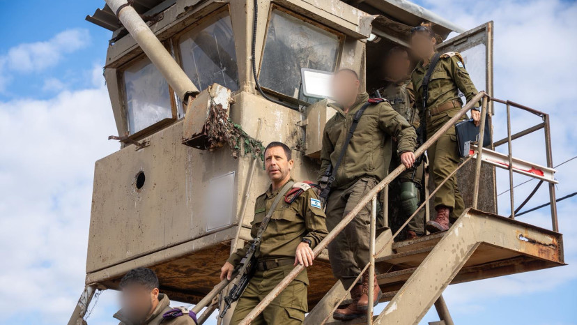 מפקד פיקוד המרכז, אלוף אבי בלוט בתרגיל המלחמה בפיקוד המרכז (צילום: דובר צהל)