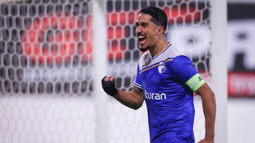 יאיר מרדכי שחקן עירוני קרית שמונה חוגג שער (צילום: מאור אלקסלסי)