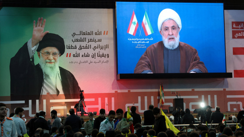 נעים קאסם נואם (צילום: רויטרס)