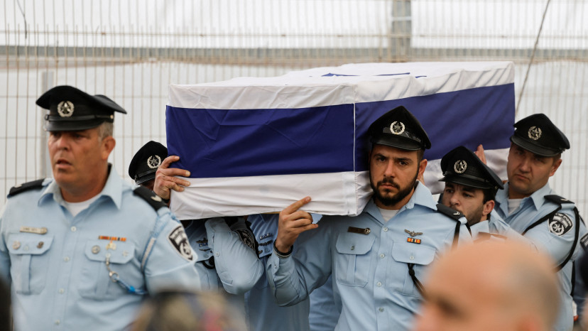 הלוויית רן גואילי ז"ל (צילום: REUTERS/Amir Cohen)