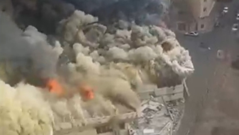 שרפה בשוק במערב טהרן (צילום: צילום מסך רשת X)