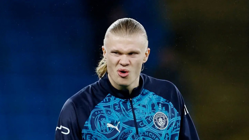 ארלינג הולאנד שחקן מנצ'סטר סיטי בחימום (צילום: רויטרס)