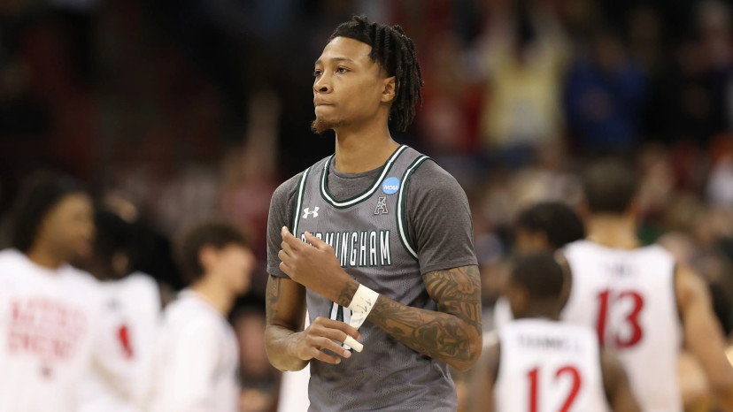 אריק גיינס במדי מכללת אלבמה (צילום: GettyImages, Steph Chambers)