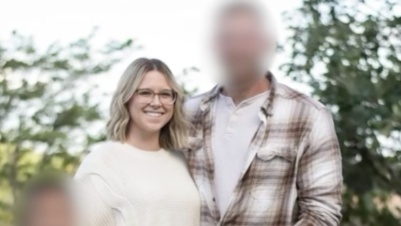 המזכירה ומשפחתה (צילום: צילום מסך)