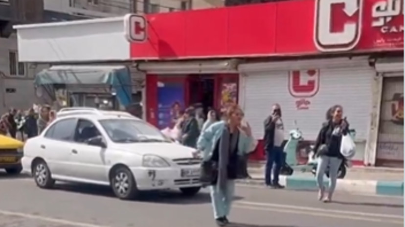 שמחה ברחובות טהרן אחרי המתקפה האמריקאית (צילום: צילום מסך טוויטר)