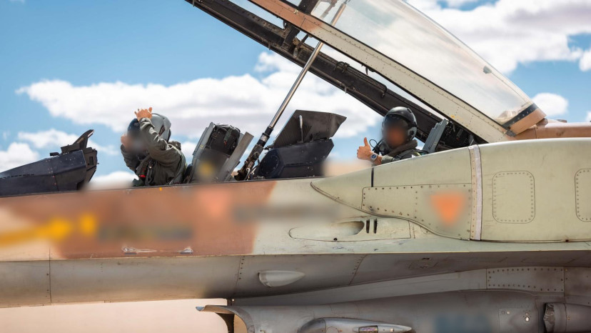 טייסי חיל האוויר לקראת תקיפה באיראן (צילום: דובר צהל)