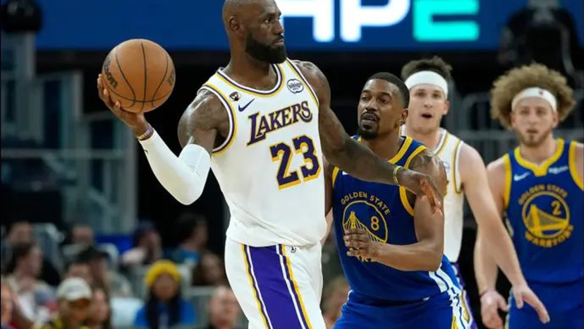 הילדה נתנה לו את המוזה. לברון (צילום: אימג'בנק  GettyImages)